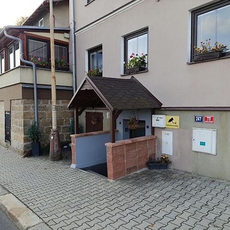 Ferienwohnung U Bocmana S Vyhledem Na Zamek A Labe Decin Exterior foto