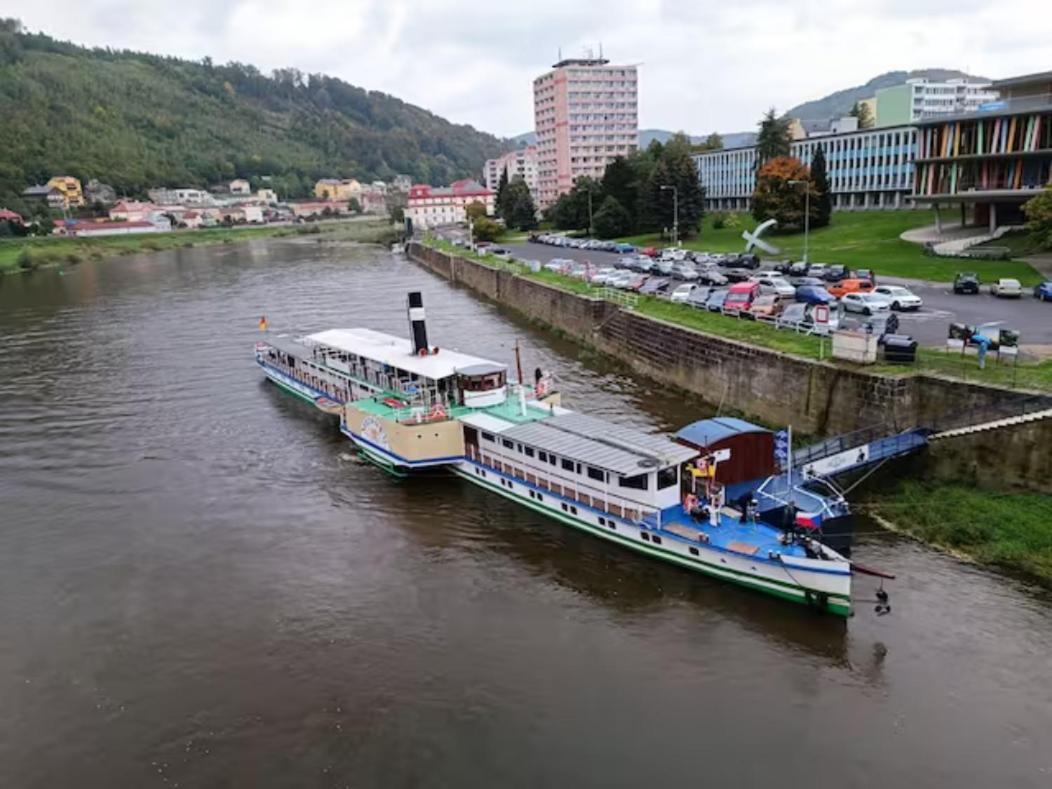 Ferienwohnung U Bocmana S Vyhledem Na Zamek A Labe Decin Exterior foto