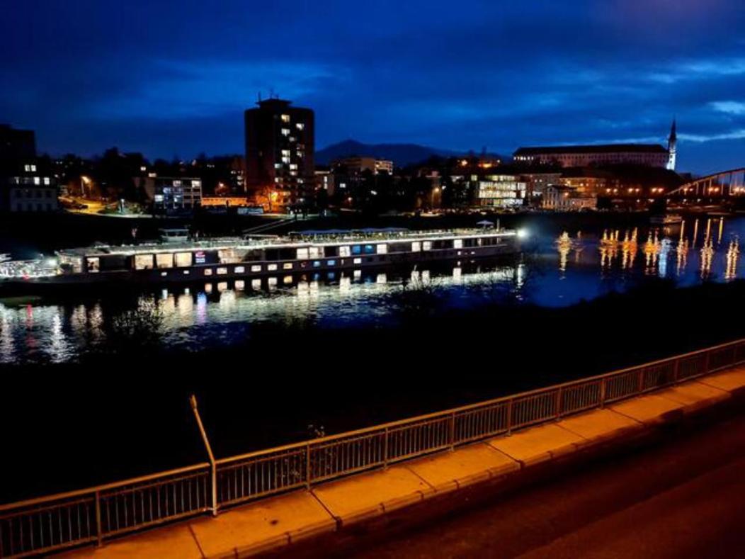 Ferienwohnung U Bocmana S Vyhledem Na Zamek A Labe Decin Exterior foto