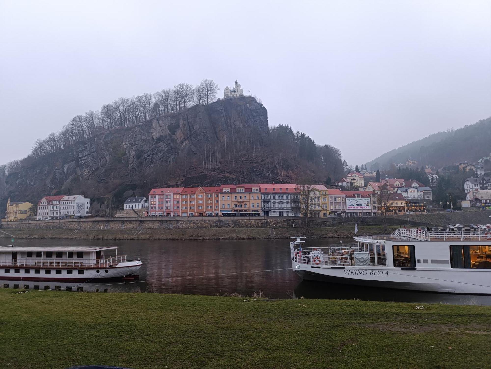 Ferienwohnung U Bocmana S Vyhledem Na Zamek A Labe Decin Exterior foto